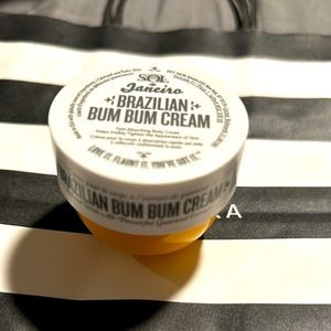 ✨sol de janeiro Brazilian bum bum cream